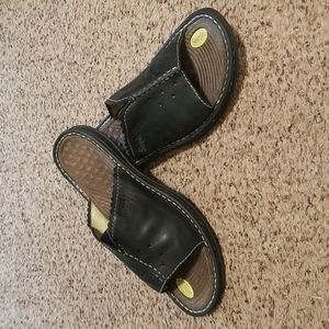 Simple Women's Slides